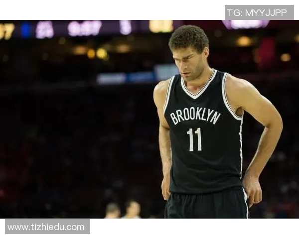 布鲁克洛佩斯：从篮球新星到NBA顶级中锋的传奇之路