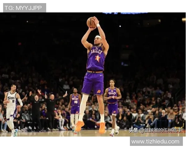 德文布克领衔太阳队崛起成NBA新星的背后故事与奋斗历程