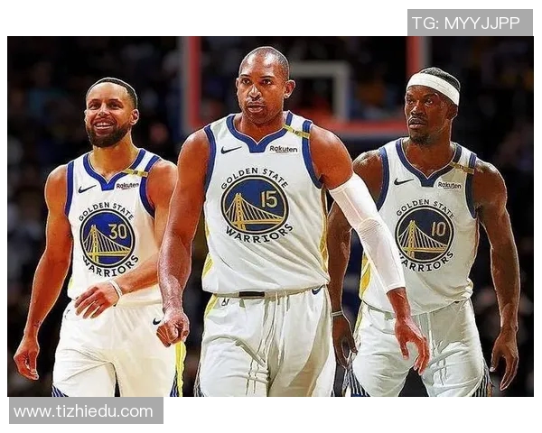 勇士宣布重组阵容,引进两名全明星球员,掀起新赛季风暴 勇士宣布重组阵容,引进两名全明星球员,掀起新赛季风暴