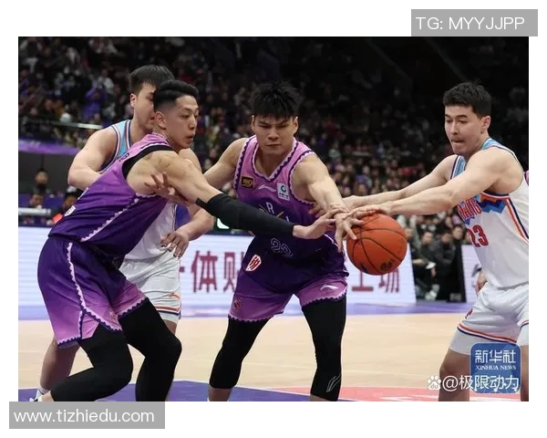 广东与新疆的激烈对决12月13日赛场精彩瞬间回顾与分析