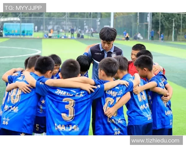 火山鸣泉与盐城大丰的精彩对决揭示了足球的魅力与团队精神 火山鸣泉与盐城大丰的精彩对决揭示了足球的魅力与团队精神