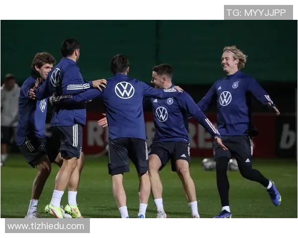 十月十六日法国与德国足球友谊赛精彩对决引发球迷热议